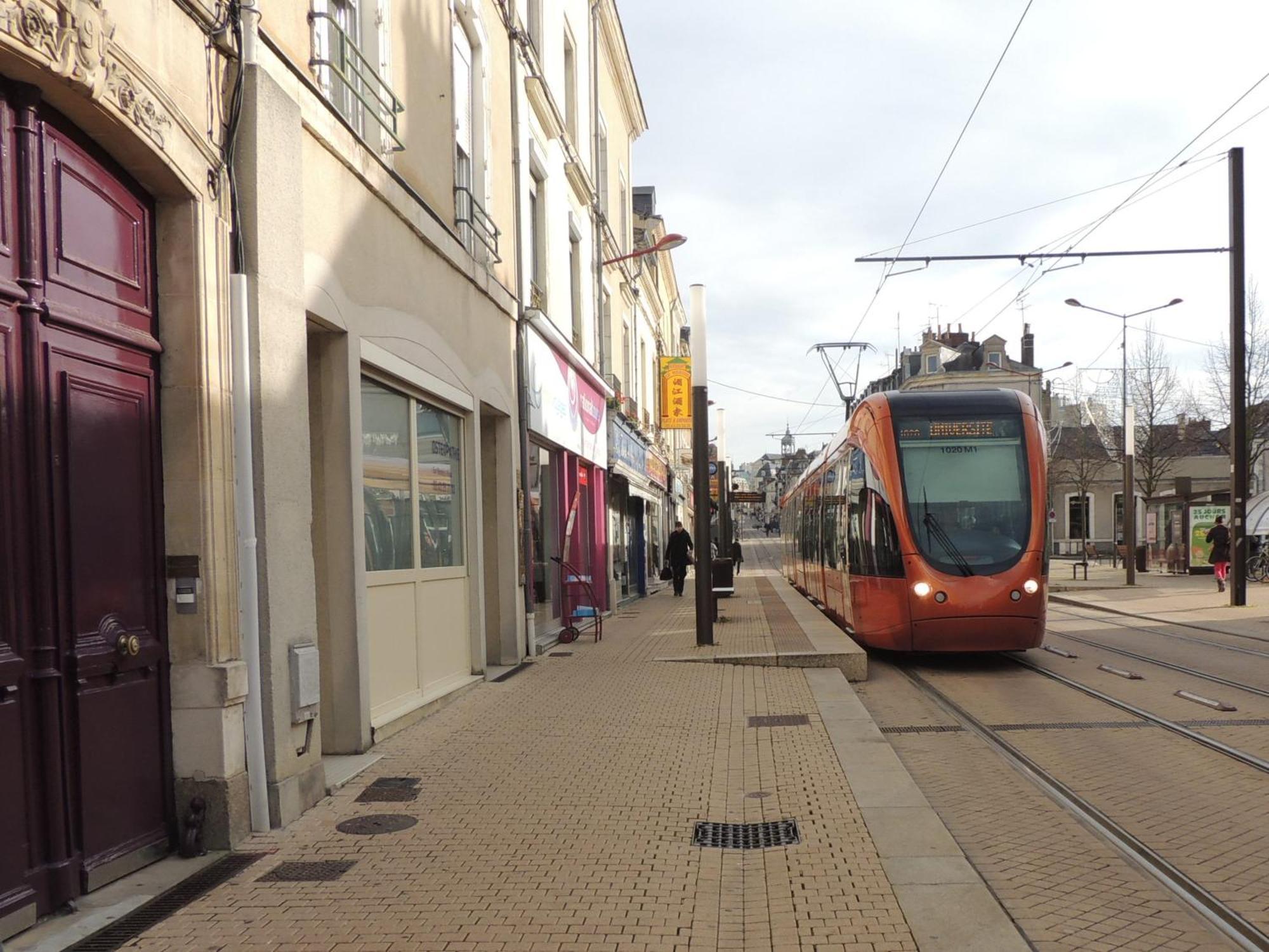 Appartement Le Gambetta Le Mans Esterno foto